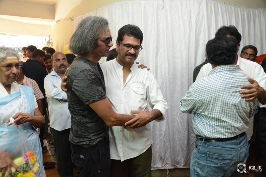 Celebrities-Pay-Homage-To-Edida-Nageswara-Rao